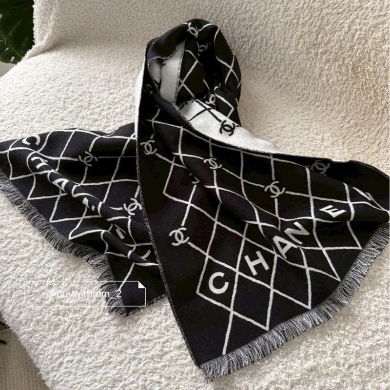 香奈兒✨爆款 黑白格紋圍巾-1