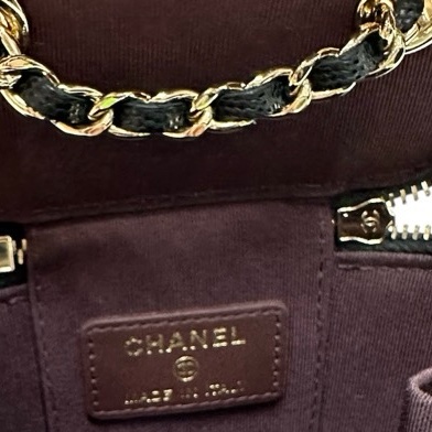 Chanel AP1340 Vanity Case Chain Bag 荔枝紋金扣-11