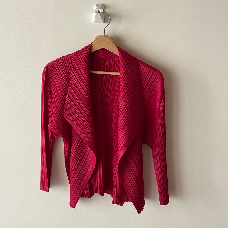 ▪️富貴選物FUGUEI▪️PP 三宅一生 寶石紅 開襟造型長袖外套-0