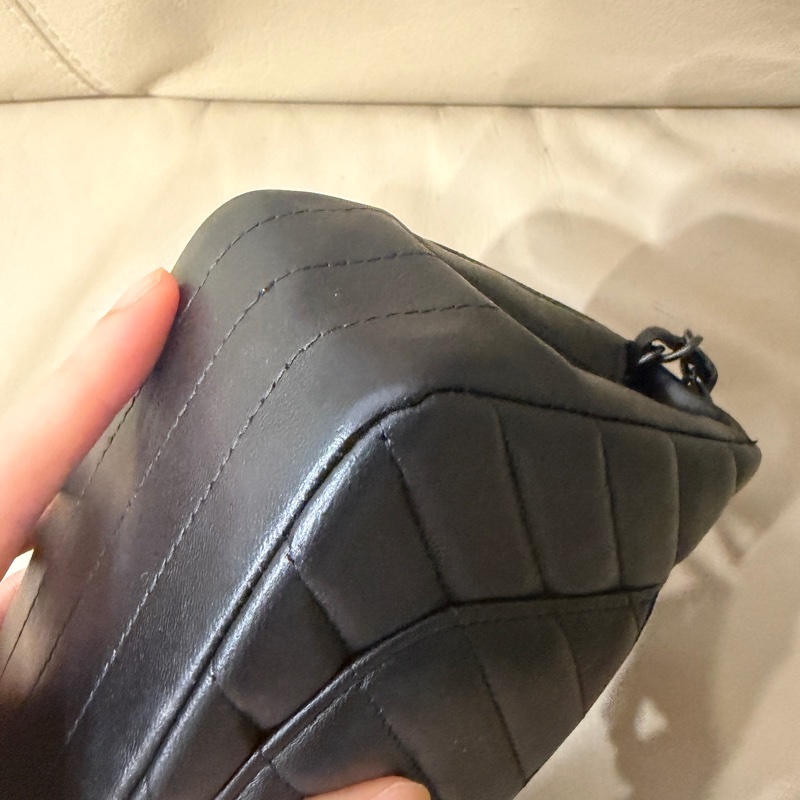 全配❤️ #香奈兒 #cf20 #mini #soblack #全黑 V紋 山形紋-41