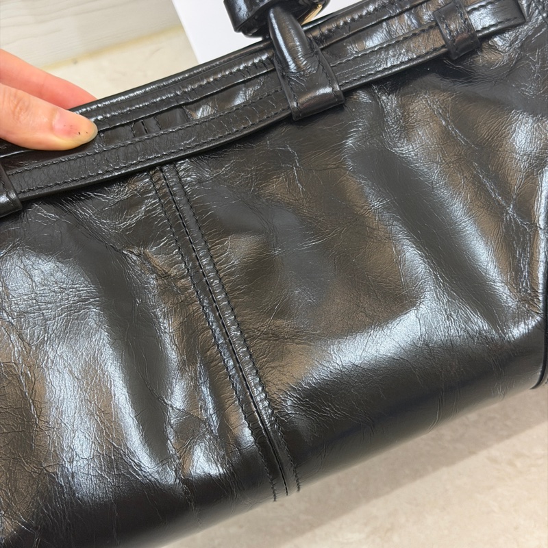 全新 晶片款🈶25年購證❤️ #prada #softlux #黑金 #油蠟牛皮 #肩背包-16