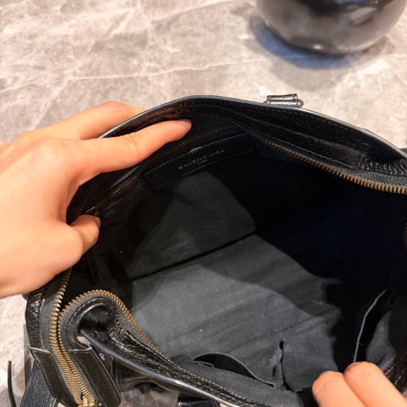 BALENCIAGA 巴黎世家 Classic City 機車包|黑色|羊皮|可手提/斜背-16