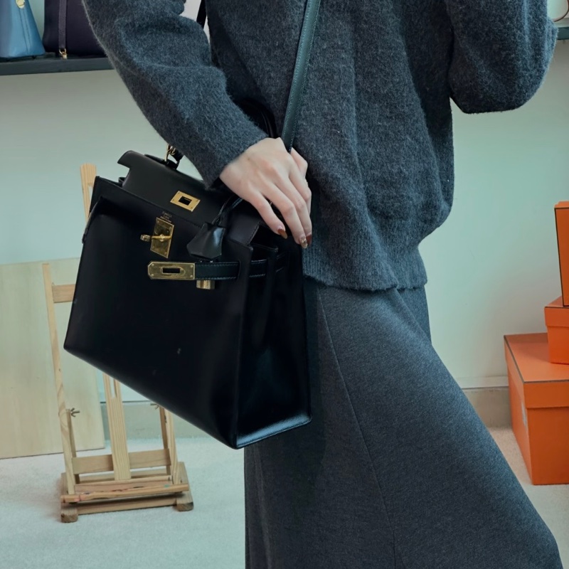 原廠鑰匙鎖肩帶齊全❤️ #愛馬仕 #kelly28 #黑金 #box皮 #中古款-6