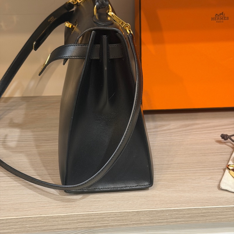 原廠鑰匙鎖肩帶齊全❤️ #愛馬仕 #kelly28 #黑金 #box皮 #中古款-25