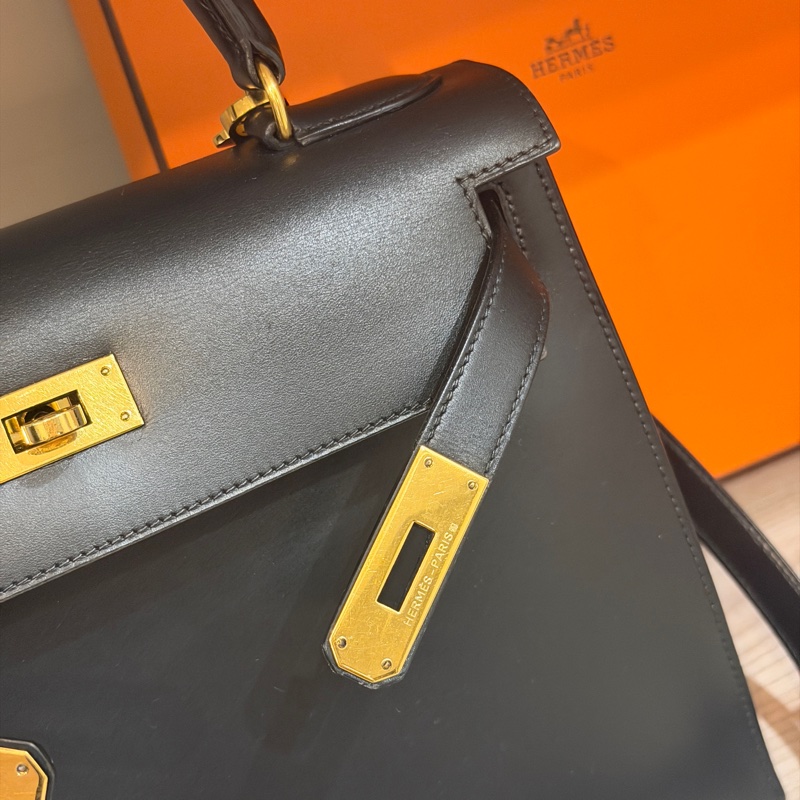 原廠鑰匙鎖肩帶齊全❤️ #愛馬仕 #kelly28 #黑金 #box皮 #中古款-28