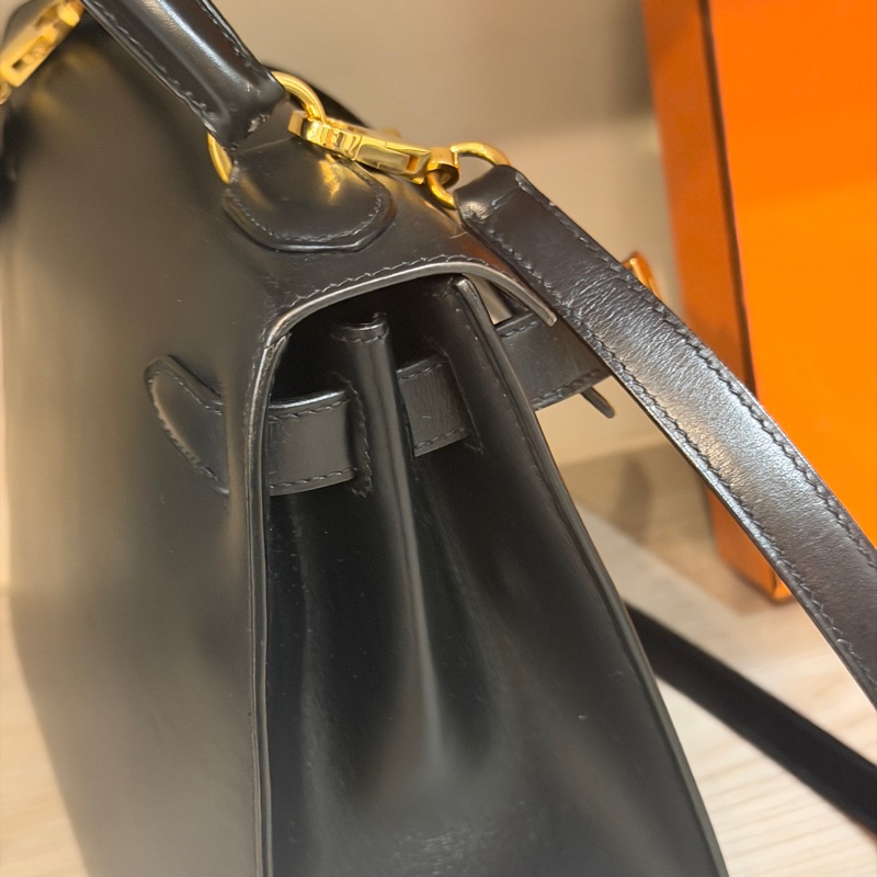 原廠鑰匙鎖肩帶齊全❤️ #愛馬仕 #kelly28 #黑金 #box皮 #中古款-32