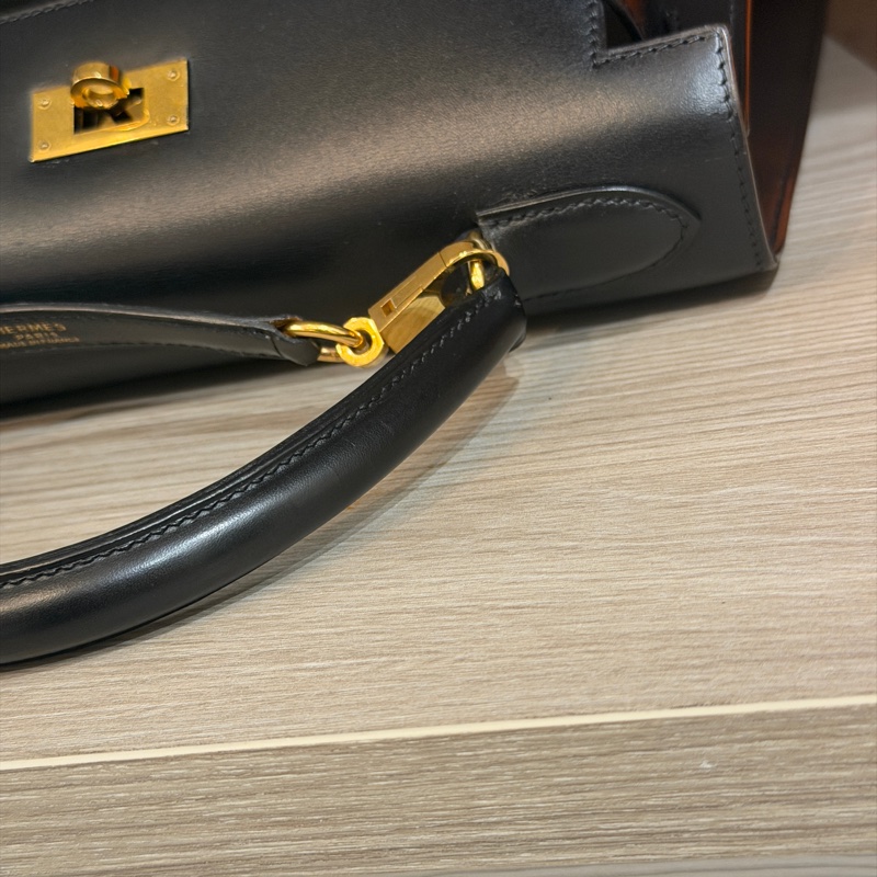 原廠鑰匙鎖肩帶齊全❤️ #愛馬仕 #kelly28 #黑金 #box皮 #中古款-47