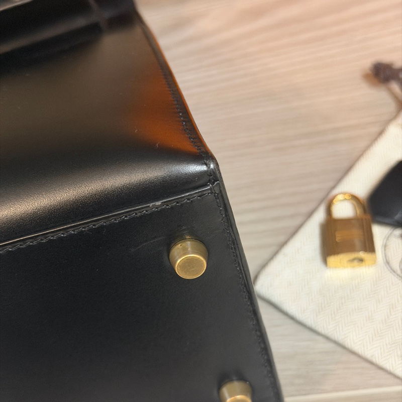 原廠鑰匙鎖肩帶齊全❤️ #愛馬仕 #kelly28 #黑金 #box皮 #中古款-51