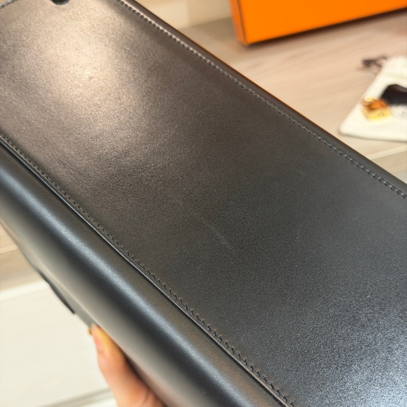 原廠鑰匙鎖肩帶齊全❤️ #愛馬仕 #kelly28 #黑金 #box皮 #中古款-56