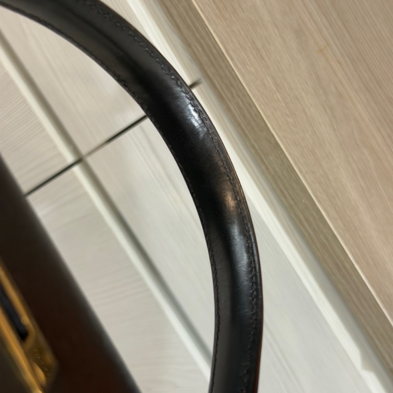 原廠鑰匙鎖肩帶齊全❤️ #愛馬仕 #kelly28 #黑金 #box皮 #中古款-69