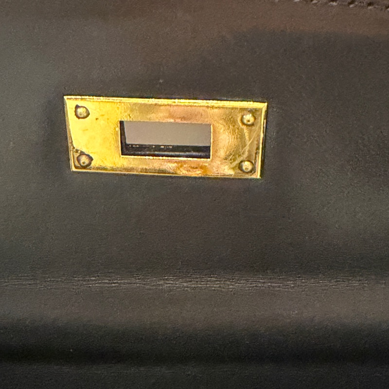 原廠鑰匙鎖肩帶齊全❤️ #愛馬仕 #kelly28 #黑金 #box皮 #中古款-94