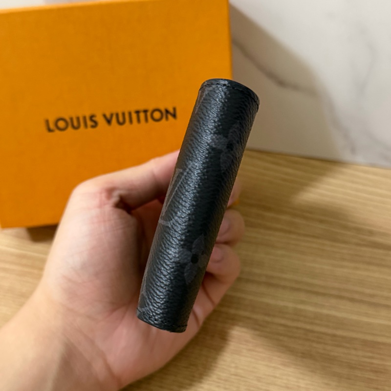 LV 黑花短夾 2025年款式-5