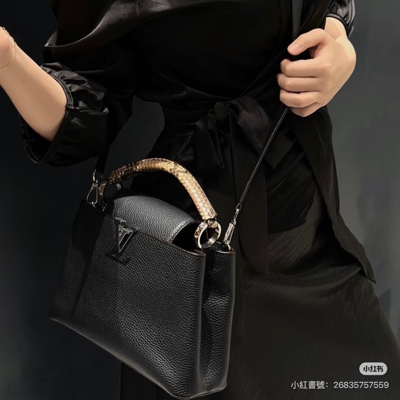 晶片款🈶稀有皮證❤️ #lv #capucines #卡普辛bb #蟒蛇皮 #黑銀-3