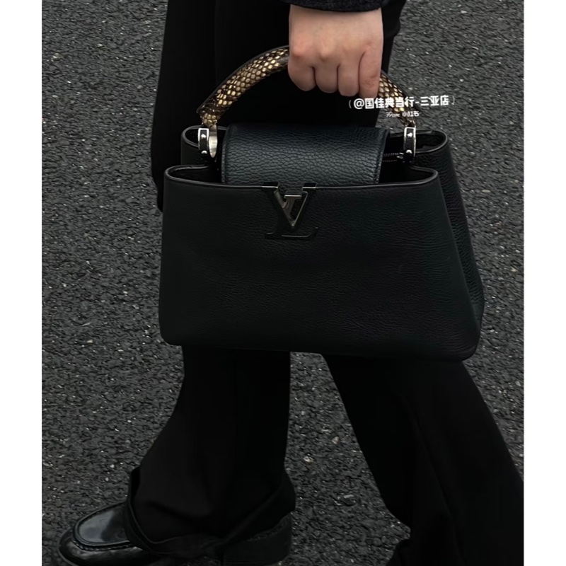 晶片款🈶稀有皮證❤️ #lv #capucines #卡普辛bb #蟒蛇皮 #黑銀-4