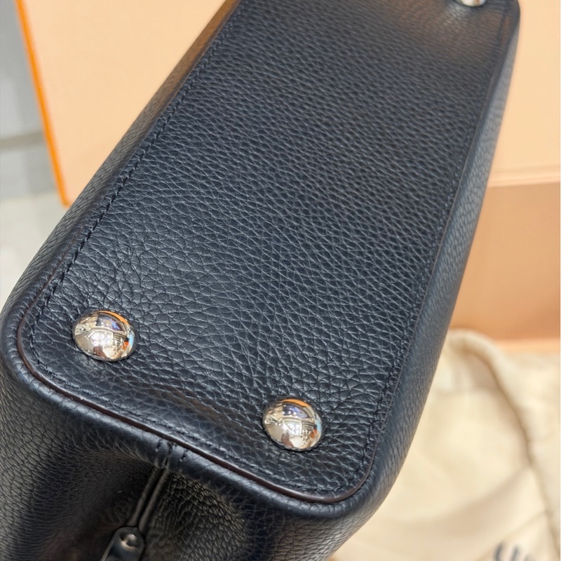 晶片款🈶稀有皮證❤️ #lv #capucines #卡普辛bb #蟒蛇皮 #黑銀-19