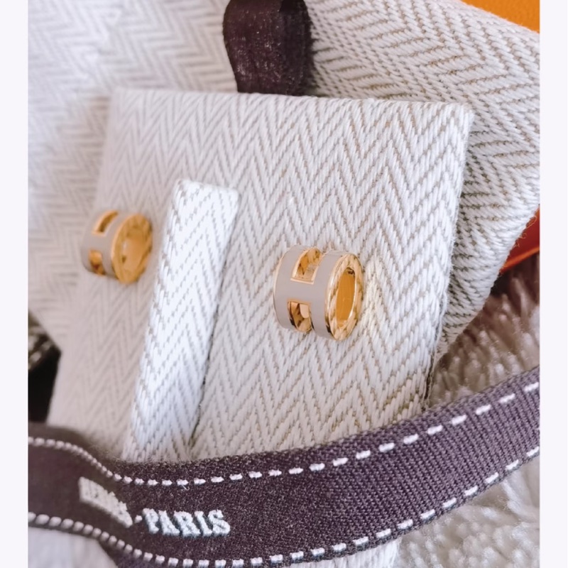 Hermes mini pop H 金奶茶色耳環-1