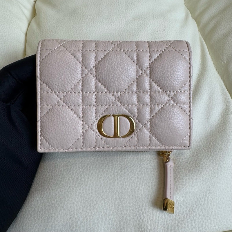 Dior/迪奧 Caro拉鍊卡包零錢包 胭脂粉色荔枝紋牛皮 金色CD扣-0