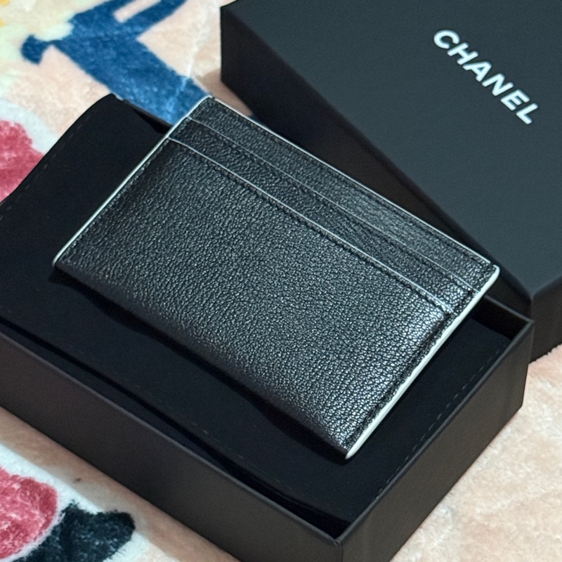Chanel 26S 羊皮黑金薄卡夾 Card Holder-1