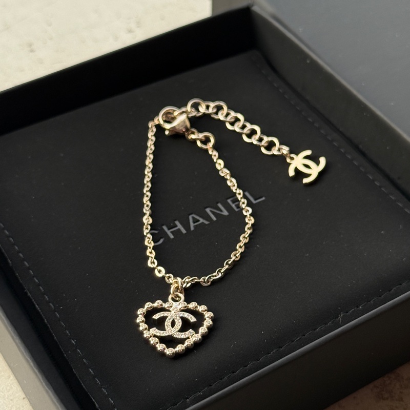 Chanel 淡金愛心水鑽手鏈-2