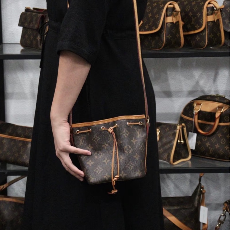 【98新 ✨ 全網最低價!】LV 老花 水桶包 nano noe 小水桶(下單前先詢問庫存❗️)-2