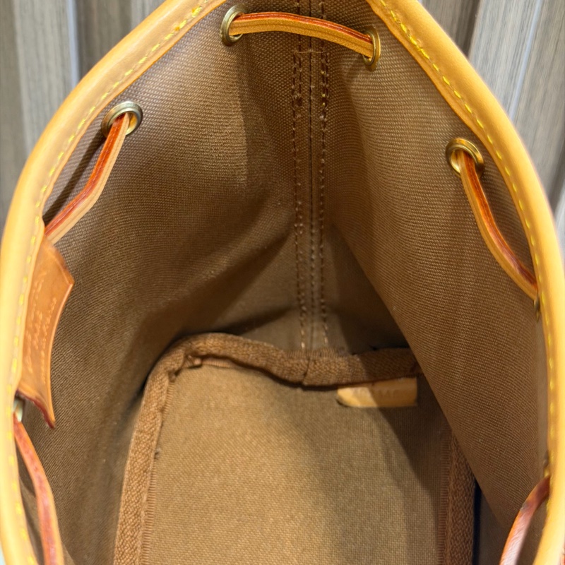 【98新 ✨ 全網最低價!】LV 老花 水桶包 nano noe 小水桶(下單前先詢問庫存❗️)-11