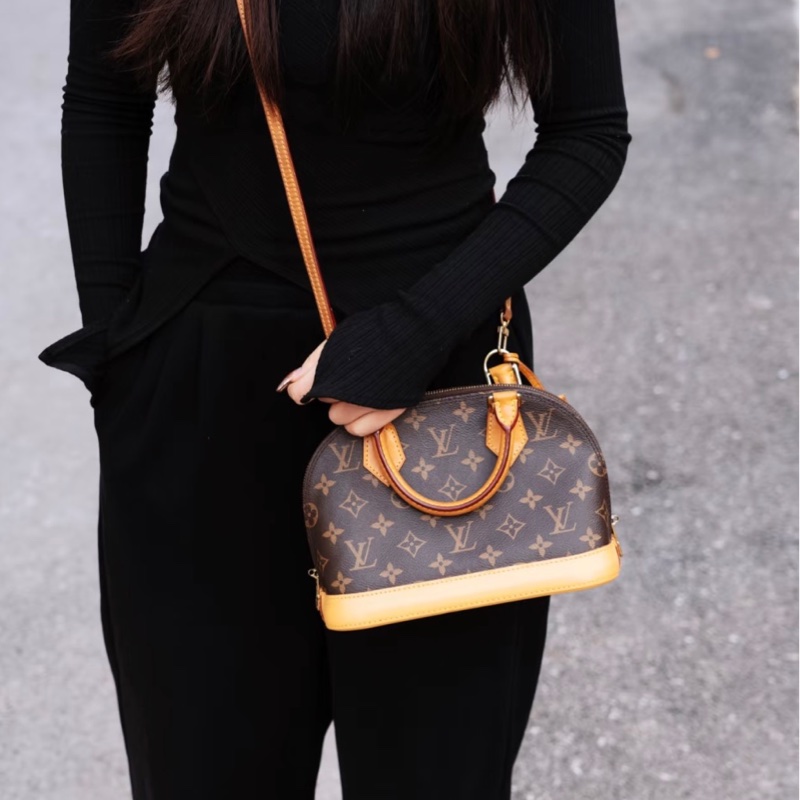 【97新 ✨ 全網最低價!】LV alma BB貝殼 手提單肩 斜挎包(下單前先詢問庫存❗️)-2