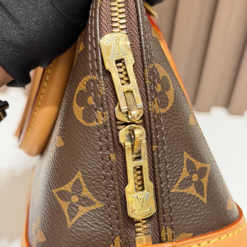 【97新 ✨ 全網最低價!】LV alma BB貝殼 手提單肩 斜挎包(下單前先詢問庫存❗️)-19