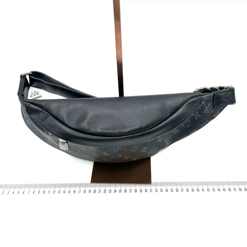 LOUIS VUITTON 男士胸包-27