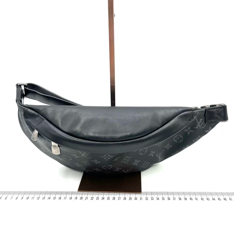 LOUIS VUITTON 男士胸包-29