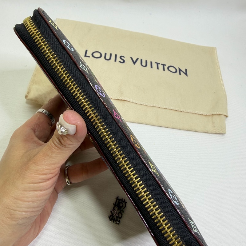 美兔銘燕/Lv村上隆黑三彩拉鏈長夾-3