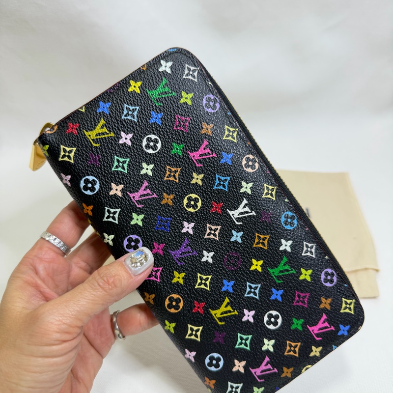 美兔銘燕/Lv村上隆黑三彩拉鏈長夾-5