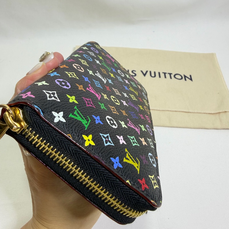 美兔銘燕/Lv村上隆黑三彩拉鏈長夾-11