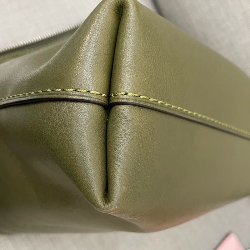 99新 2/21購入 Coach Mott 33 綠-16