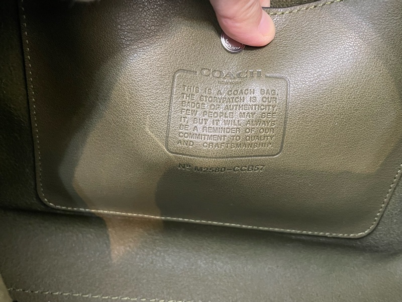99新 2/21購入 Coach Mott 33 綠-22