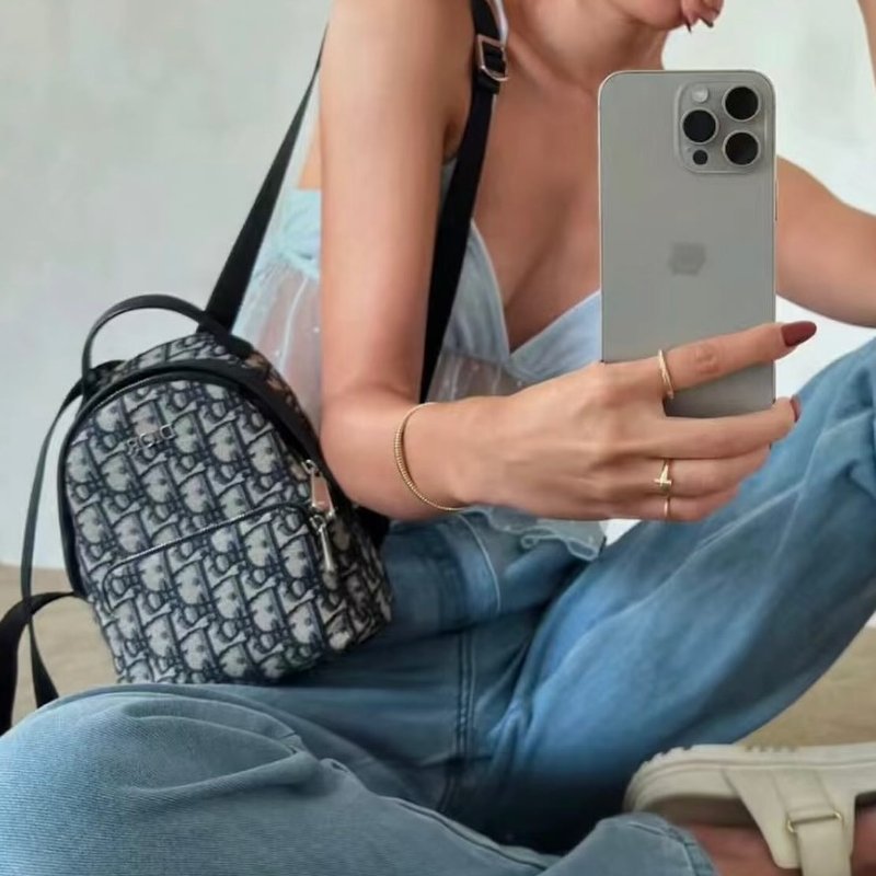 Dior 迷你茶色提花帆布拉鍊後背包 99新超稀缺海外限定 Dior Kids Rider Backpack Mini-6