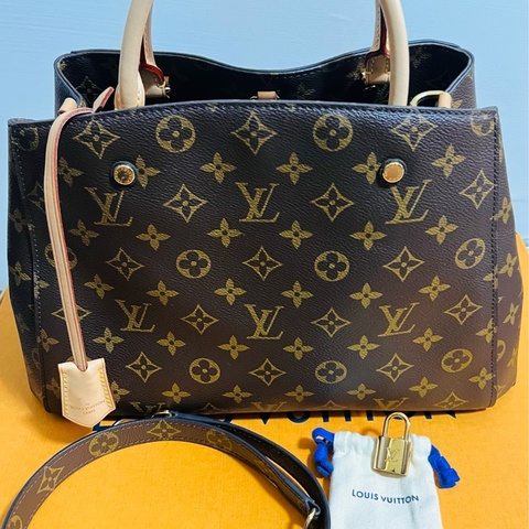 LV中款蒙恬包❤️M41056~ 95近新「LV MONTAIGNE BB 」～肩背包、手提包、斜背包