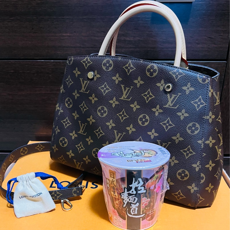 LV中款蒙恬包❤️M41056~ 95近新「LV MONTAIGNE BB 」～肩背包、手提包、斜背包-2