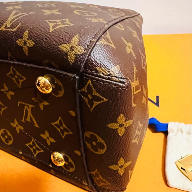 LV中款蒙恬包❤️M41056~ 95近新「LV MONTAIGNE BB 」～肩背包、手提包、斜背包-7