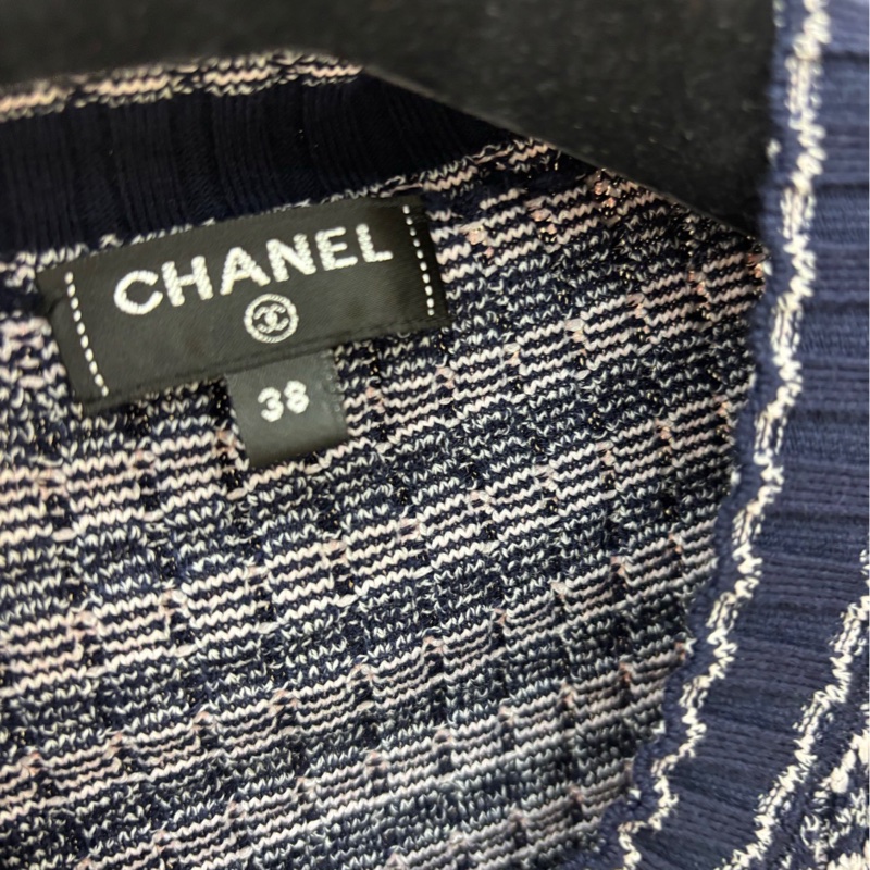 Chanel 20P條紋春夏預告系列藍色針織圓領開襟衫外套38碼 肩寬37 胸圍 76-88袖長59 衣長50-2