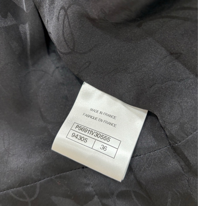 Chanel香奈兒 17A高級手工坊 大都會系列 經典黑金收腰外套！ 36碼-4