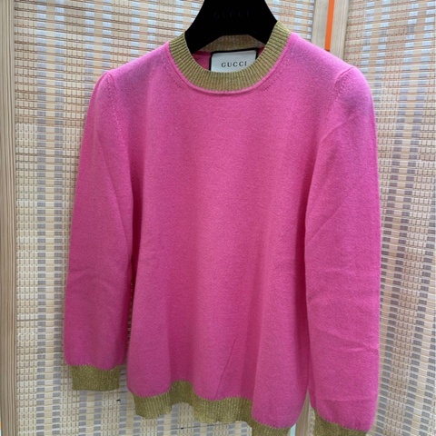 Gucci玫紅色金邊薄針織 XS碼
