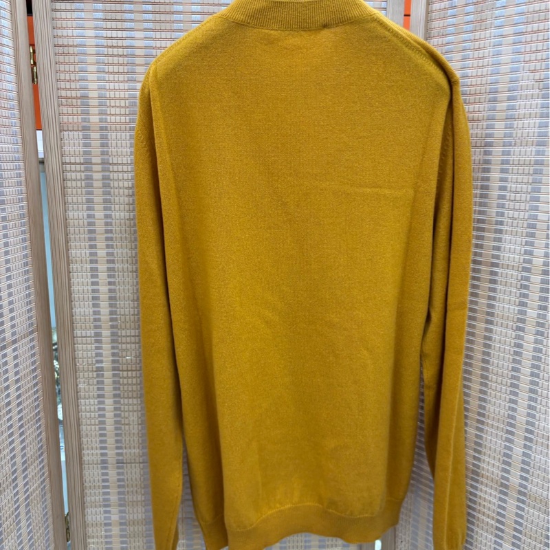 Gucci 橘色圓領針織衫，布料100%山羊絨 S碼-1