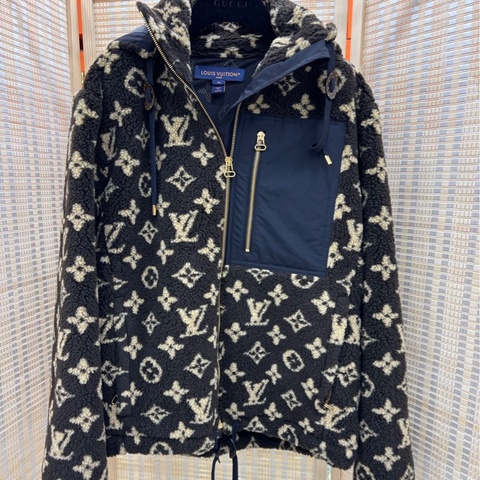Louis Vuitton lv新款老花滿印logo泰迪羊羔絨拉鍊連帽外套 38碼 99新