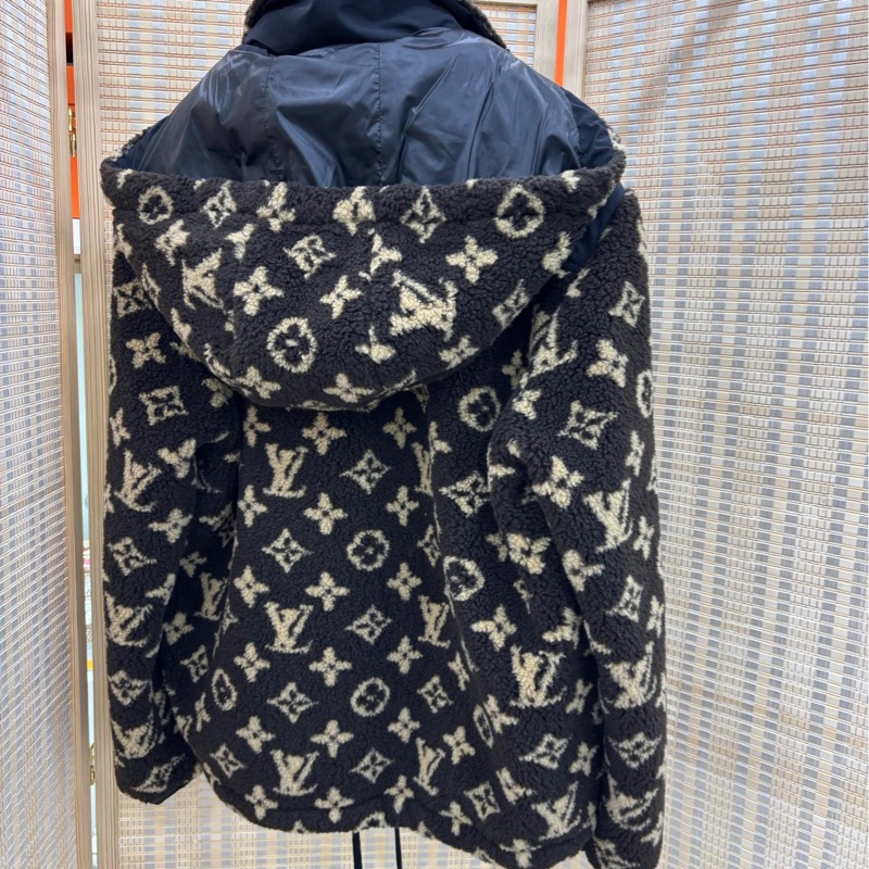 Louis Vuitton lv新款老花滿印logo泰迪羊羔絨拉鍊連帽外套 38碼 99新-1