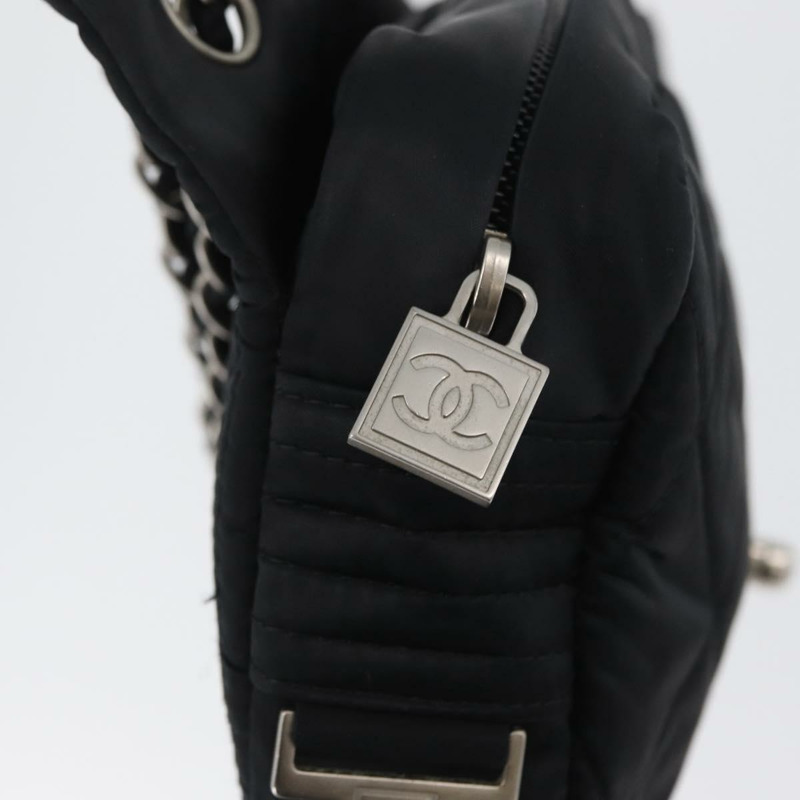 【日本直送】香奈兒運動系列絎縫鏈條包 尼龍材質 黑色 銀色 CC 標誌 正品 173007SAV-8