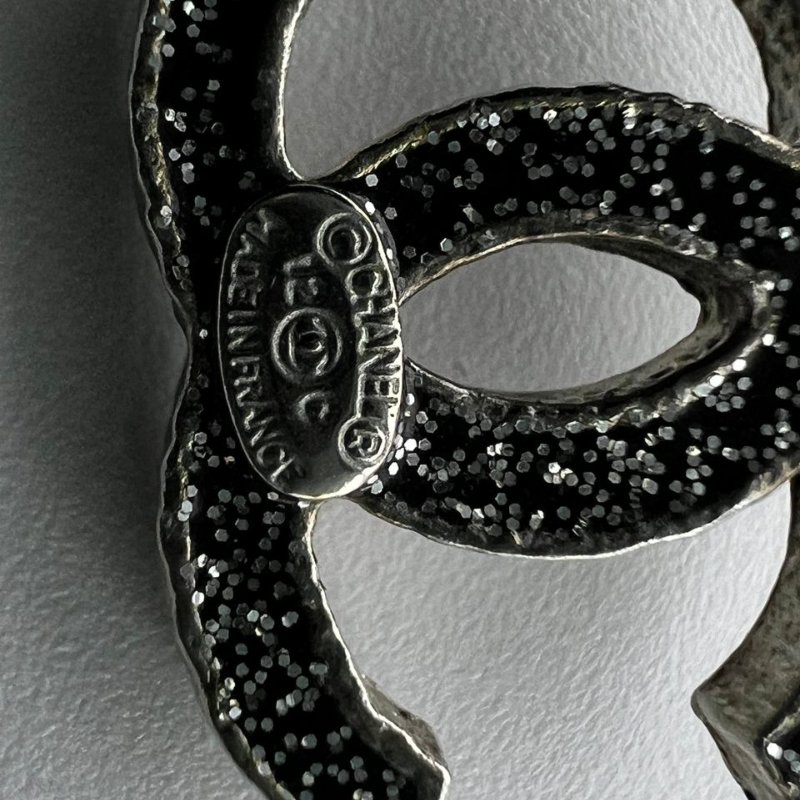 Chanel 雙 C 滿鑽耳鉤耳環-6