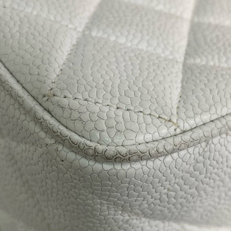△ Chanel 香奈兒 White Caviar Skin Gold Tone Metal Chain Crossbody Bag No.2 白色粒紋小牛皮金色金屬鎖鏈斜背袋No.2 - 267005419-9