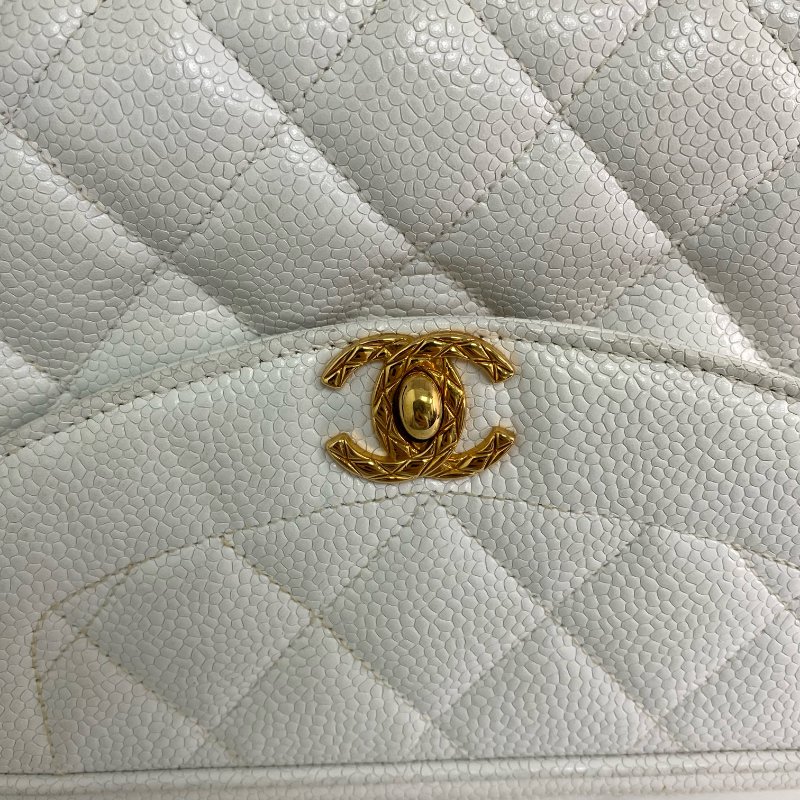 △ Chanel 香奈兒 White Caviar Skin Gold Tone Metal Chain Crossbody Bag No.2 白色粒紋小牛皮金色金屬鎖鏈斜背袋No.2 - 267005419-25