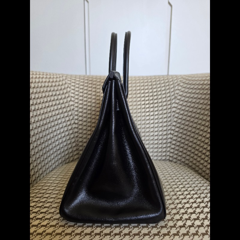 【私藏釋出】
Hermès Birkin 35 So Black:
光影絕跡處的資產座-5