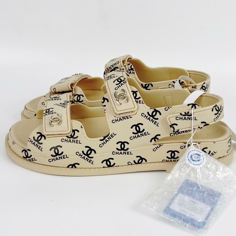 99新香奈兒Chanel 魔術貼滿印logo涼鞋 尺碼39碼 無附件